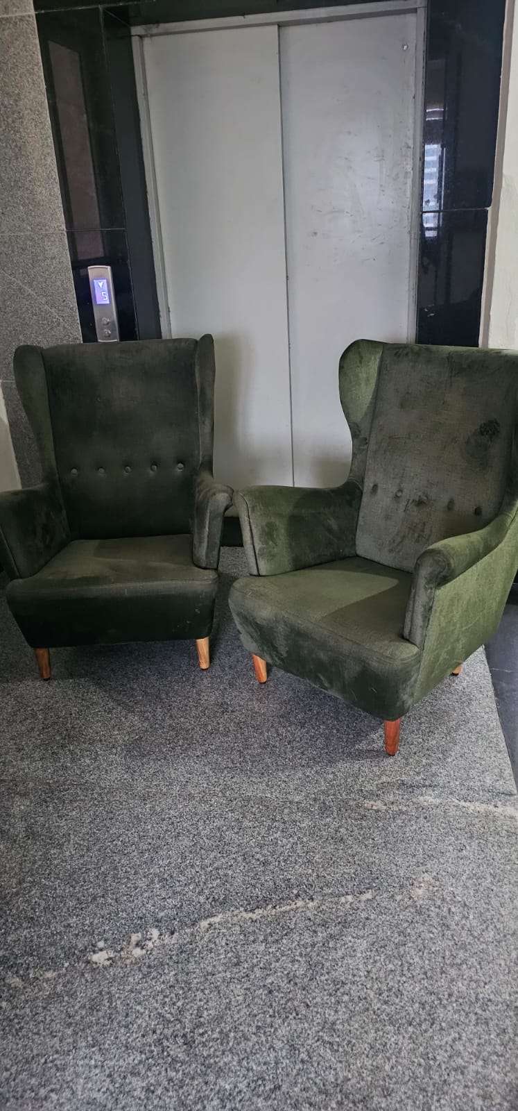 Royal Traders team collecting home and office furniture from Banjara Hills