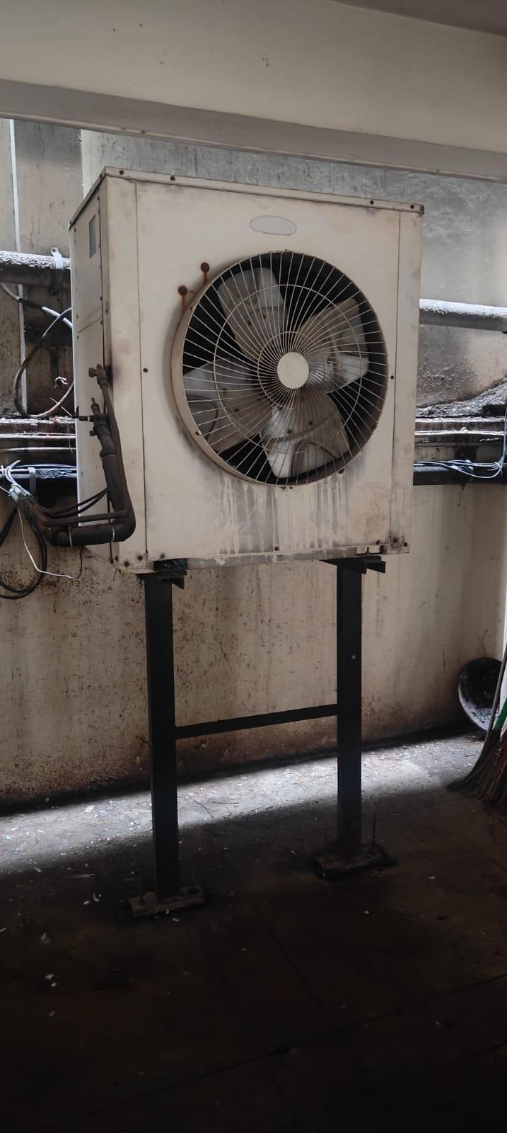 Working vs non-working — Selling Old AC Units: What Determines Your Quote